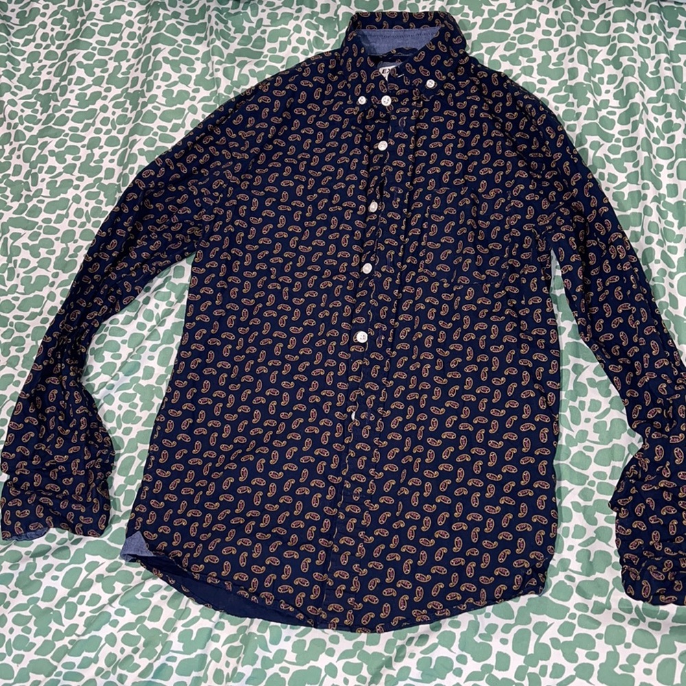 Mens size XS SLIM SOFT WASH button down Express top